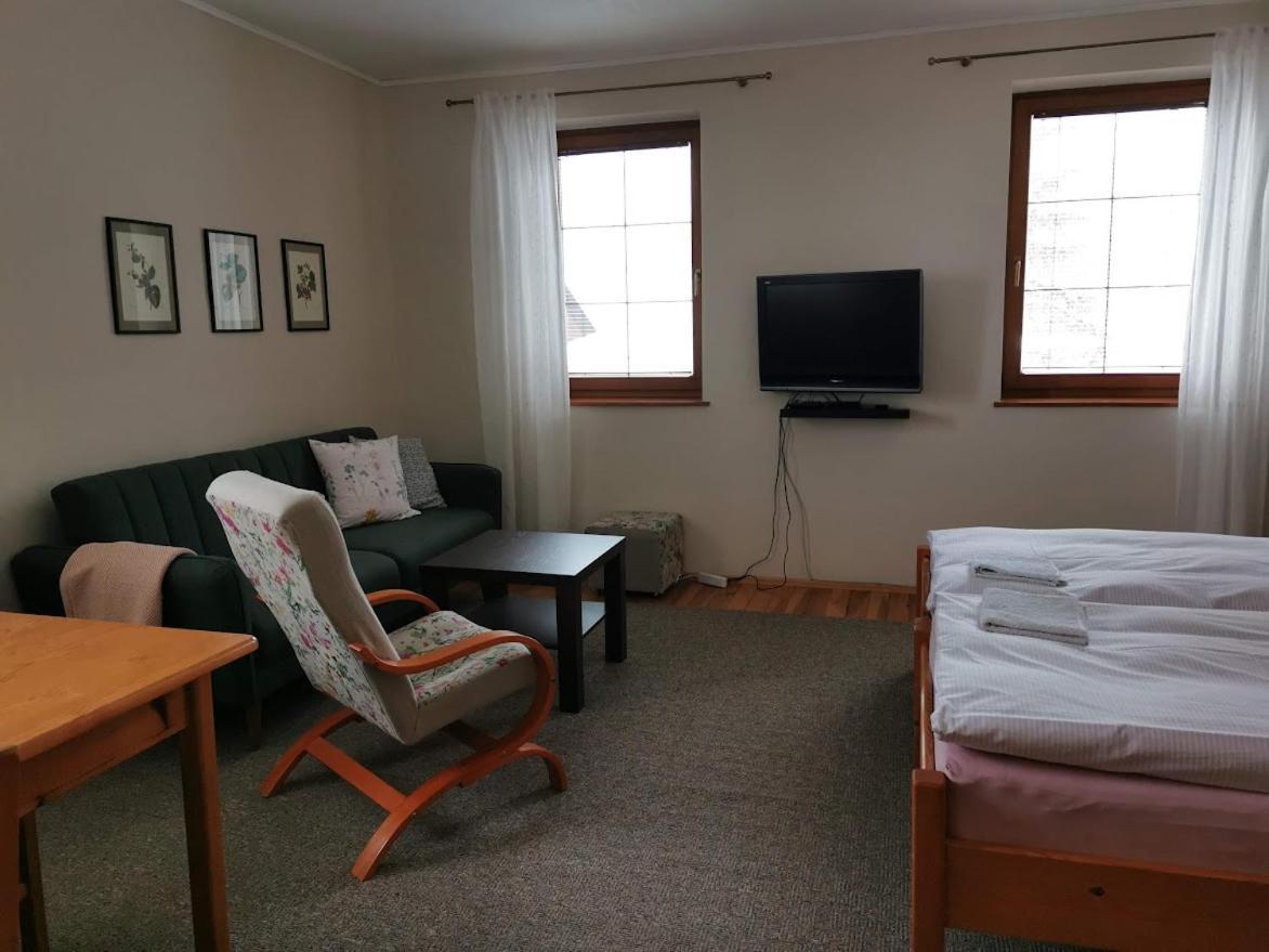 Privat Kovac Apartment ตาตรันสกา ลอมนีจา ภายนอก รูปภาพ